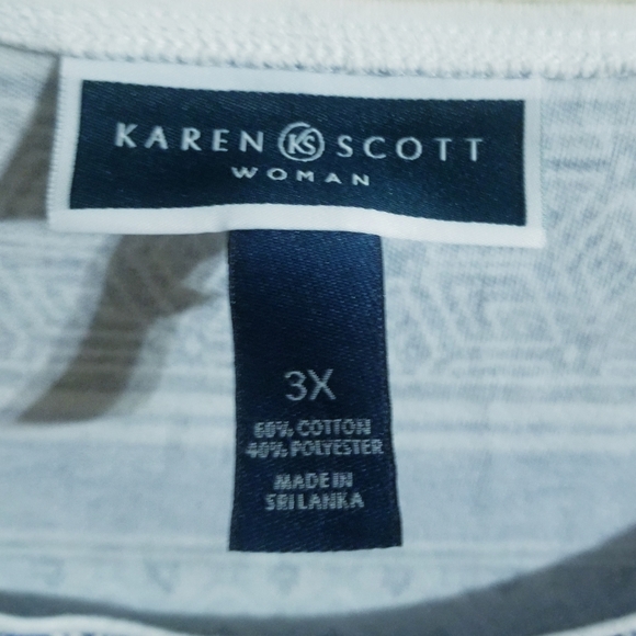 Womens plus top - Picture 2 of 3